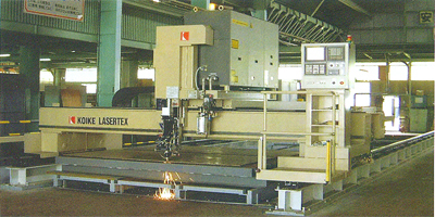 VERSAGRAPH CNC FLAME & PLASMA CUTTING MACHINE 